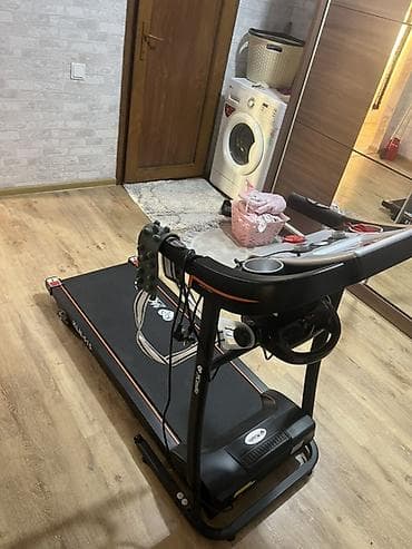 bas gitara: RN Cardio KLN-515 qaçış trenajoru - Elektrikli qaçış yolu, evdə — 3