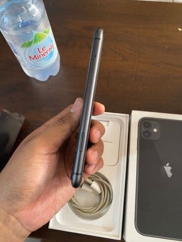 iphone 12 256 gb qiymeti: IPhone 11, 128 GB, Space Gray, Face ID — 4