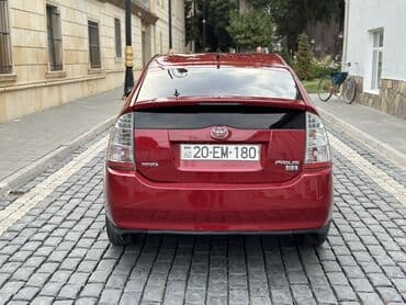 инвертор с 12 на 220 вольт: Toyota Prius: 1.5 l | 2009 il Hetçbek — 4
