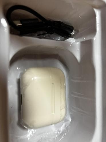 airpods qulaqcıq: TWS simsiz qulaqlıq dəsti Xüsusiyyətlər: - Qulaqlıq forması: earbud — 2