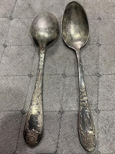 klyonka sufre: Məhsul: Antik üslubda metal qaşıq dəsti Tərkib: - 7 ədəd çay qaşığı – — 4