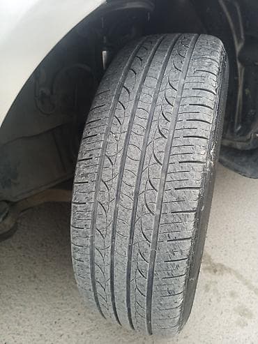 guzgusu: Hyundai Tucson (1-ci nəsil) krossover/SUV - Korpus rəngi: açıq gümüş — 4