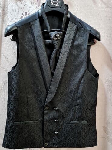 kişi ucun klassik qara kostyum: Quesste Cerimonia bəylik kostyumu köynək+baboçka hədiyyə . Hər biri — 5