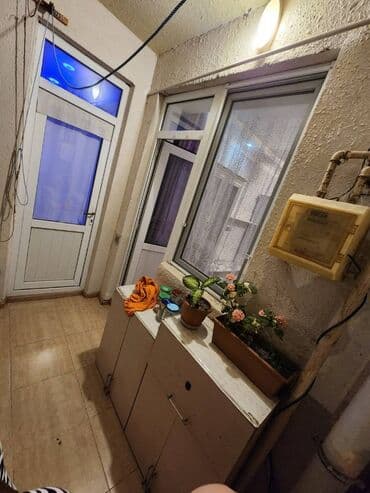 yeni ramana kirayə evlər: Nizami rayonu,Nazlı şadlıq evinin arxasında,Xalqlar metrosuna gedən — 10