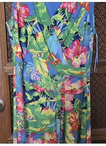 Qadın geyimləri dəsti – 3 ədəd don 1) Tropik naxışlı mavi əsaslı don