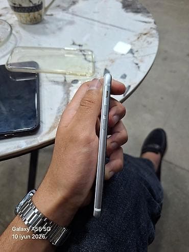 electronics iphone: IPhone SE, 64 GB, Ağ, Barmaq izi — 4