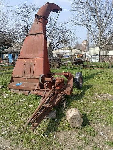 pres bağlayan satılır: Mısır-silo doğrayıcı (traktora qoşulan silos kombaynı) - Traktora — 2