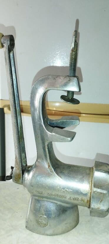 примочка для электрогитары: Əl ət çəkən maşını.işlək vəziyyətdə — 2