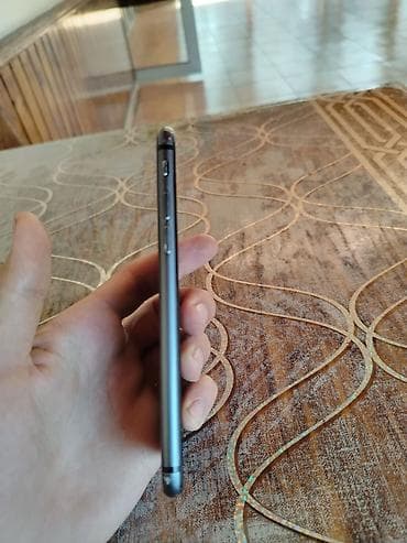 honor 7: IPhone 8, 32 GB, Qara, Qırıq — 5