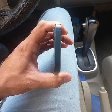 iphone 13 mini dubay: IPhone 13, 128 GB, Matte Midnight Green — 7