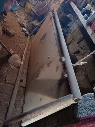 Quru inşaat materialları: 3 eded demir qapi 1 ededi 130m.kohne qalin matreal — 2