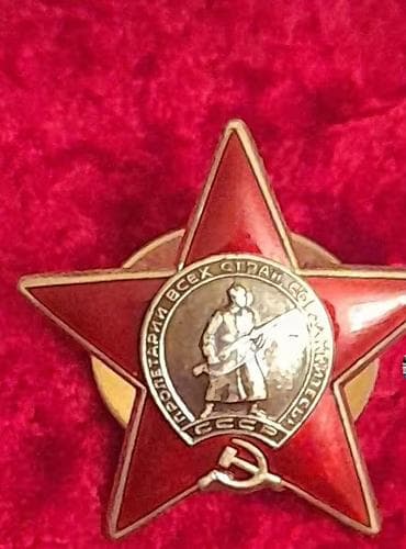 CD, DVD disklər və kassetlər: Aliram yaxsi qiymete Sovet dövrünə aid orijinal orden və medallar — 2