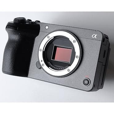 sony 2500: Sony Alpha seriyasının E-mount sistemli kino kamerası (body) — 1