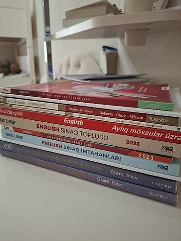 İngilis dili üzrə tədris və imtahan hazırlığı üçün kitab toplusu