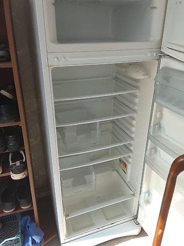 mini soyuducu satilir: 2 qapılı Indesit Soyuducu Satılır, rəng - Ağ — 2