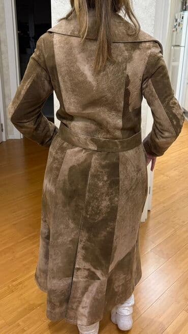 женские утепленные плащи: Qadın üçün süet trençkot - Material: yumşaq süet (nubuk effektli) — 13