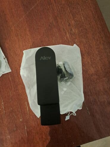 Alev brendinin qarışdırıcı kran dəstləri. Qiymetleri muxtelifdi. Zeng