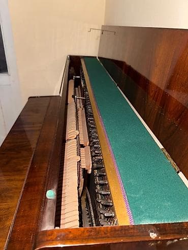 nilufer konsert: Pianina satılır. Qiymət 150 azn — 5