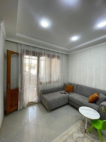 zaqatala ev satilir: Kupçalı mənzil satılır– 3 otaqlı, tam mebellə - Plan: geniş qonaq — 9