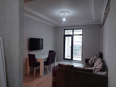 Гаражи: Kirayə verilir: studiya tipli mənzil (mətbəx-studiya və zal birlikdə) — 3