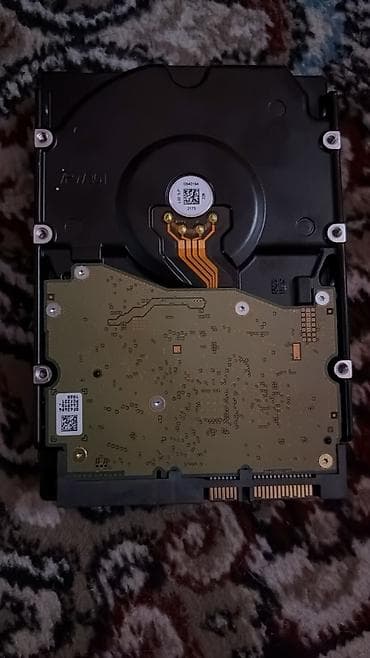 Məhsul: 3.5" daxili sərt disk (HDD) - Form-faktor: 3.5" – masaüstü PC