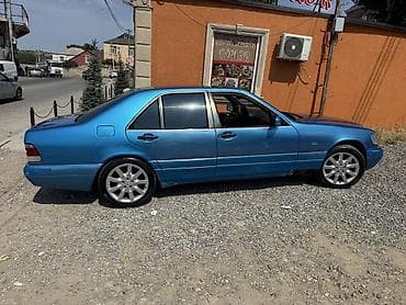bmw e 39: Mercedes-Benz S-Class: 3.2 l | 1996 il Sedan — 8