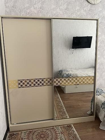 qab: 2 qapılı, Güzgülü, Bej, Kupe, Düz dolab — 2