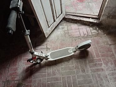 Самокаты: Şəhər içi rahat hərəkət üçün yığcam iki təkərli skuter. - Mexaniki — 1