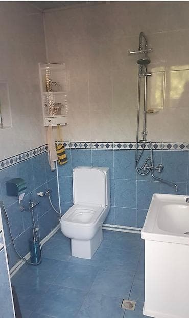 ev satdiq: 80 kv. m, 3 otaqlı, Kombi, Kanalizasiya, Telefon — 1