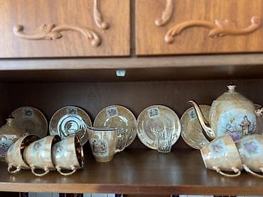 Kolleksiya qab-qacaq dəsti - Porselen çay-servis dəsti: klassik