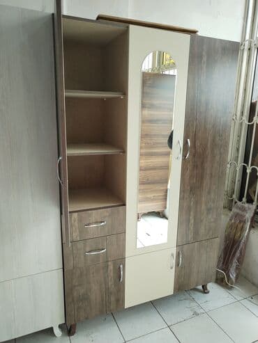 kupe şkaf: Yeni, Kupe, 3 qapılı Düz dolab, Dolab-asılqan, Azərbaycan — 16