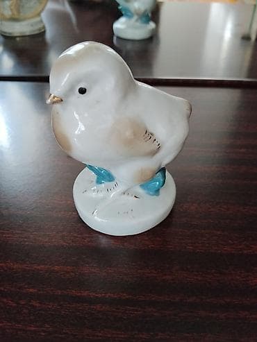 Dekorativ farfor quw fiquru.25 manat.Hec bir prablemi yoxdu at lalafo.az Dekorativ farfor quw fiquru.25 manat.Hec bir prablemi yoxdu