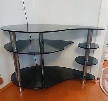 divar rəf: İşlənmiş, Düz TV altlığı, Polkalı, Şüşəli, Türkiyə — 2