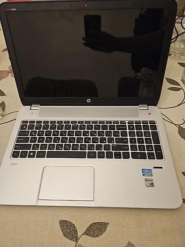 havalandrma: HP Envy 15 noutbuku 1 TB yaddaşı var - Korpus: gümüşü alüminium üst — 2