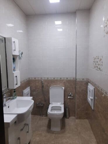 union park 7 mikrorayon kiraye evler: Neftcilər metrosunun yaxınlığında Kohnə qaya restoranina yaxın 18 — 7