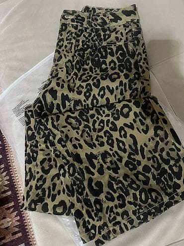 yaşıl şalvar: Yeni geyinilmeyib tezedi.Leopar naxışlı qadın şalvarı - Rəng/naxış — 2