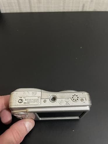 16 pro dubay: Fujifilm FinePix AV seriyalı kompakt rəqəmsal fotoaparat - Korpus — 2