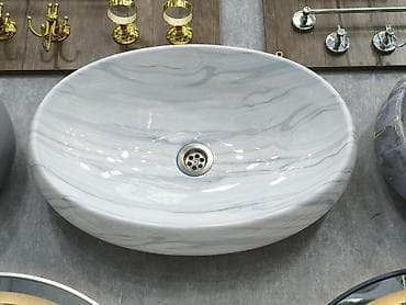 Mermer naxışlı vanna otağı üzərində quraşdırılan lavabo - Material