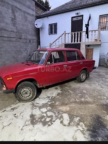 vito disk: VAZ 2106, qırmızı rəngli sedan. Xüsusiyyətlər: - Kuzov: 4 qapılı — 4