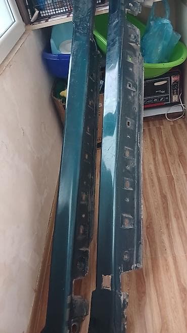 203 mercedes: Məhsul: Avtomobil üçün yan ətəklər (cüt) - Material: metal - Rəng — 2