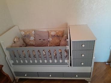 komodlar: Uşaq beşiyi-komod dəsti - Rəng: ağ + boz - Material: laminat/MDFlam — 2