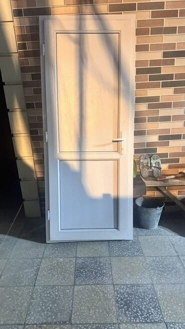 qapi tutacaqi: Hamam üçün İşlənmiş Plastik qapı Zamok ilə, Zəmanətsiz, Ödənişli quraşdırma, Ödənişli çatdırılma — 2