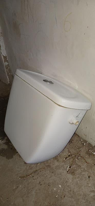 bak cen: Siena keramik unitaz üçün su çəni - Material: keramik korpus, üst — 2