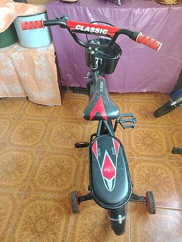 cube velo: Uşaqlar üçün "Classic" markalı üçtəkərli velosiped. Biri göy vəBiri — 2
