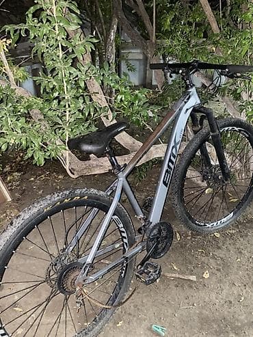 BMIX GTR dağ velosipedi - Çərçivə: yüngül və möhkəm alüminium, idman — 2