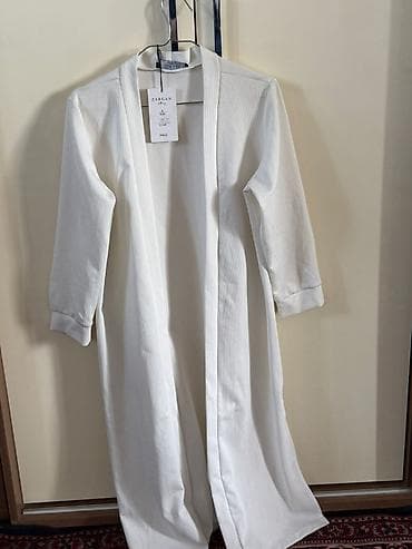 ZARGAN marka uzun açıq rəngli (ağ/ekru) kardiqan/kimono üst geyimi. -