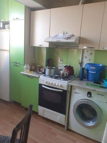 9 ci mikrorayon satilan evler: Bakı, Günəşli, 3 otaqlı, Köhnə tikili, 80 kv. m — 5