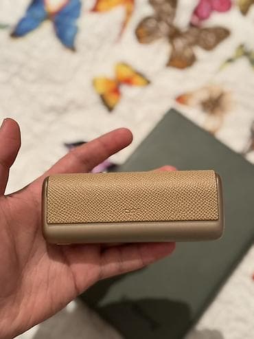 don modelləri: IQOS Iluma Prime tütün qızdırma cihazı – qızılı rəng - Model: IQOS — 3