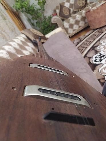 Musiqi alətləri: Elektro saz – qoşa pikaplı - Alət: Azərbaycan sazı (elektro versiya) — 4
