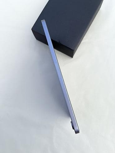 kamera monitörü: Apple iPad mini 6 planşeti – bənövşəyi rəng Xüsusiyyətlər: - Yastı — 5